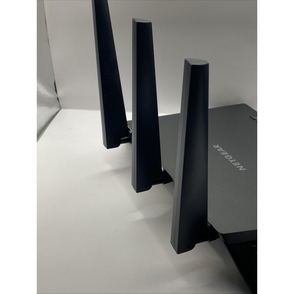 NETGEAR NIGHTHAWK AC1900 SMART WIFI ROUTER R7000 - NO POWER CORD Tested - Picture 8 of 9